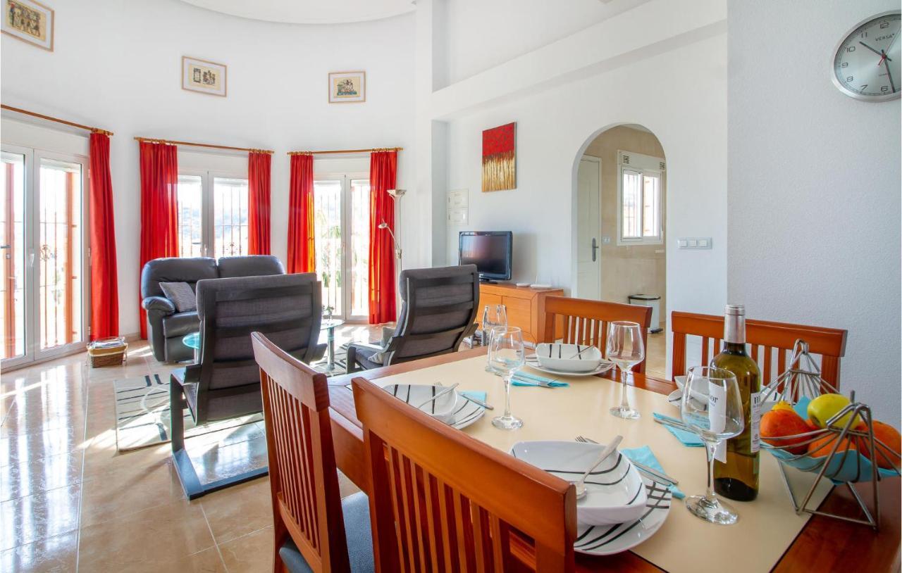 Nice Home In Ciudad Quesada With Wifi エクステリア 写真